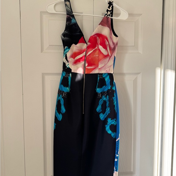 Nicholas dress - Picture 2 of 5